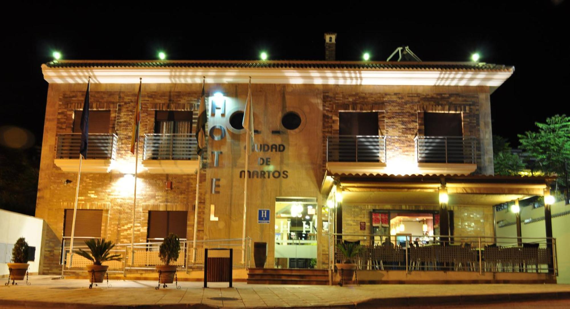 Hotel Ciudad De Martos Kültér fotó